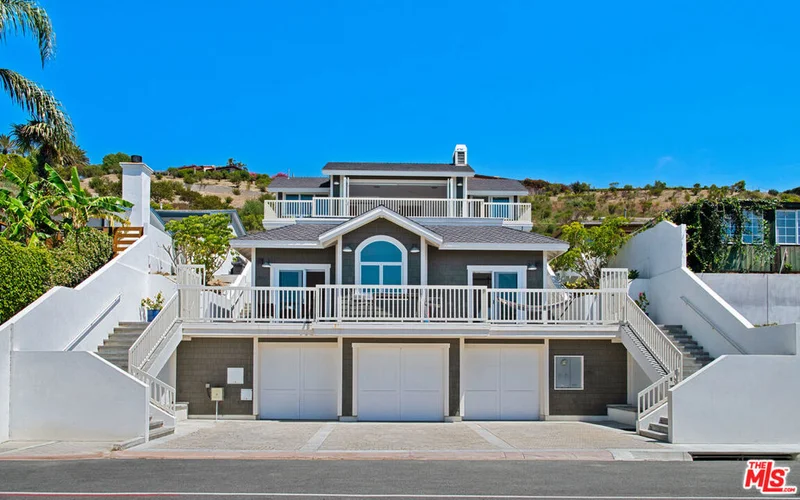 25157 Malibu Road photo 2