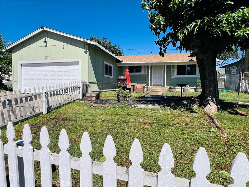 2840 Mitchell Avenue photo 2