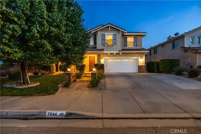 7044 Lyric Avenue photo 2