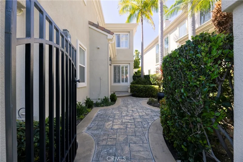 1417 SEA RIDGE Drive photo 2