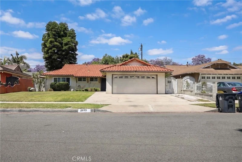 2813 W Brook