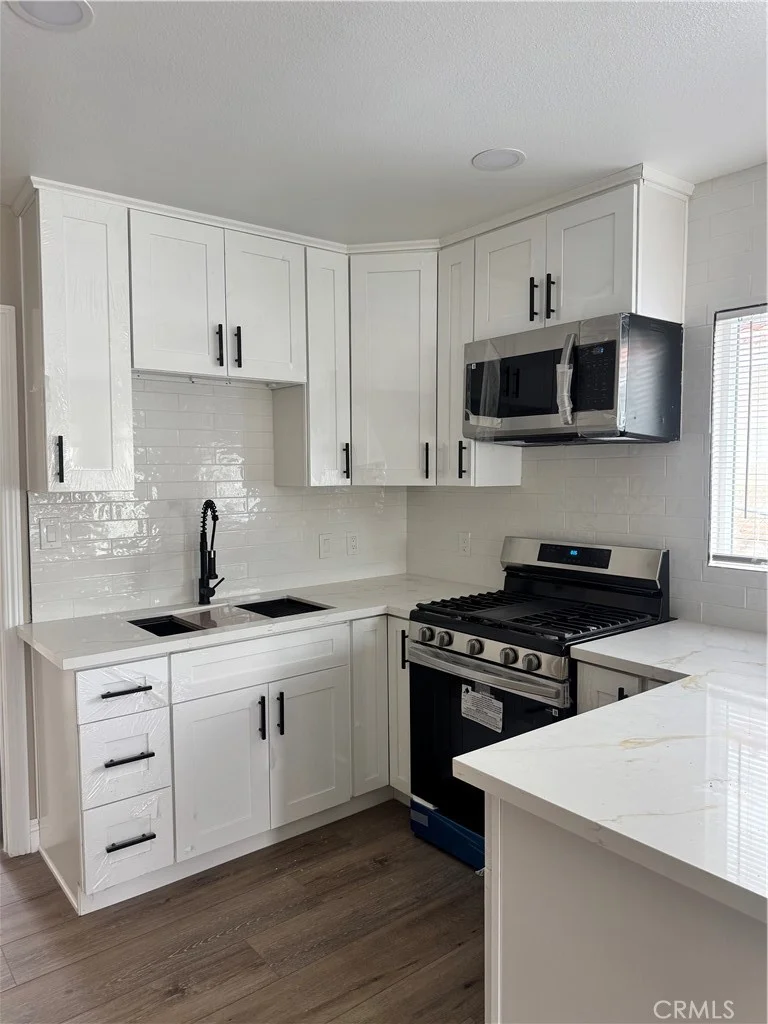 755 Harris, San Bernardino, CA 92411