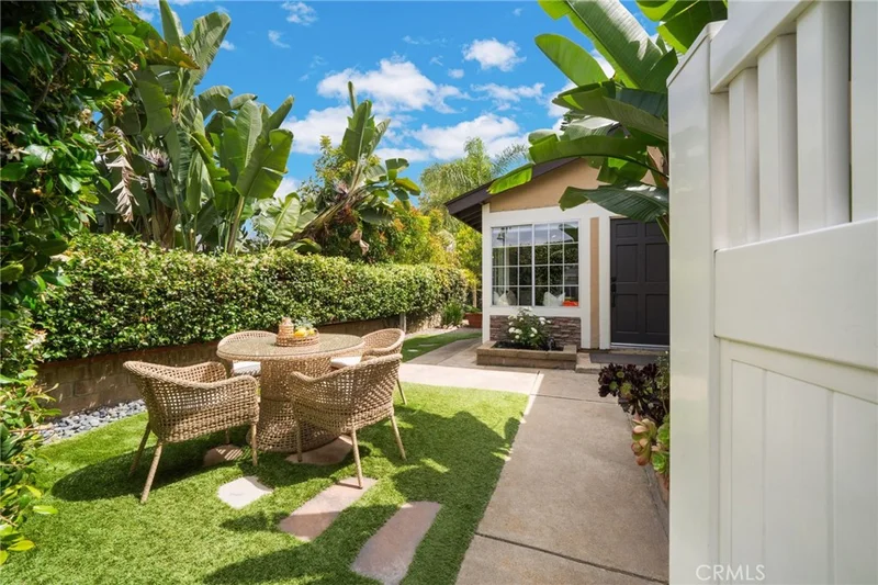 27092 Encinas, Mission Viejo, CA 92692