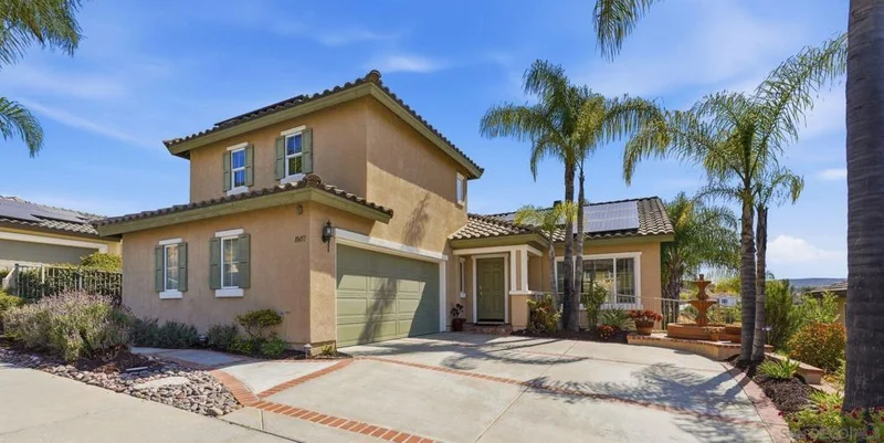 10457 Lake Breeze Dr, Spring Valley, CA 91977