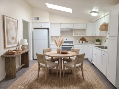 20340 Sherman Way photo 2