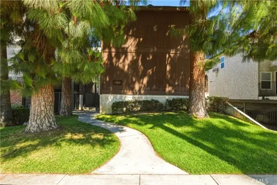 1155 Linden Avenue 7