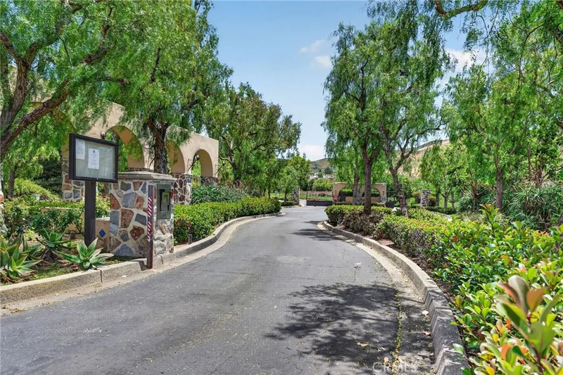27831 Paseo Del Sol