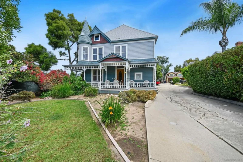 613 Second, Chula Vista, CA 91910