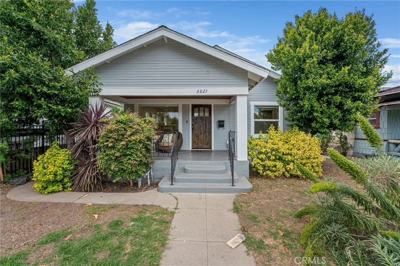 3821 S Hobart Boulevard, Los Angeles, CA 90062