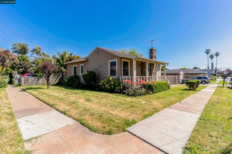 5526 Carl Ave photo 2