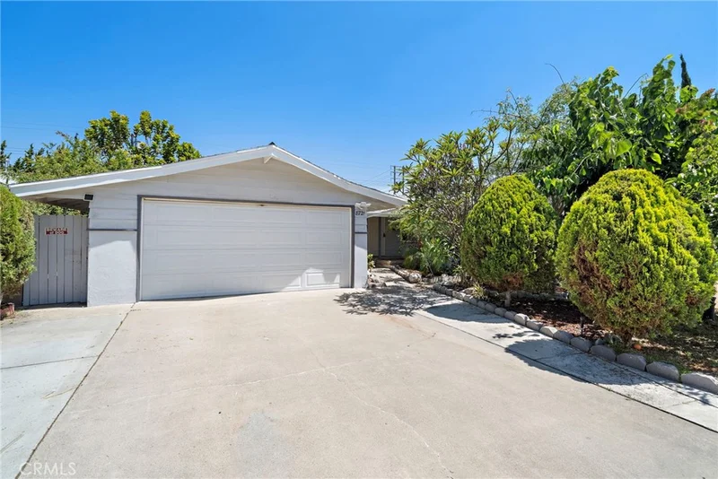 8721 La Grand Avenue, Garden Grove, CA 92841