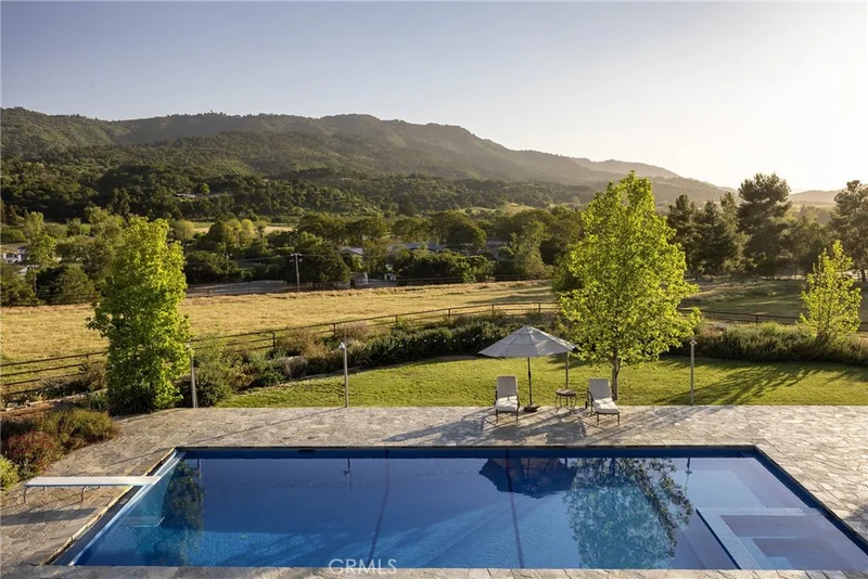 Photo 2 of 10585 Santa Paula Ojai Road
