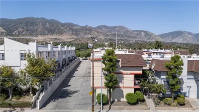 14287 foothill Boulevard 14 photo 2