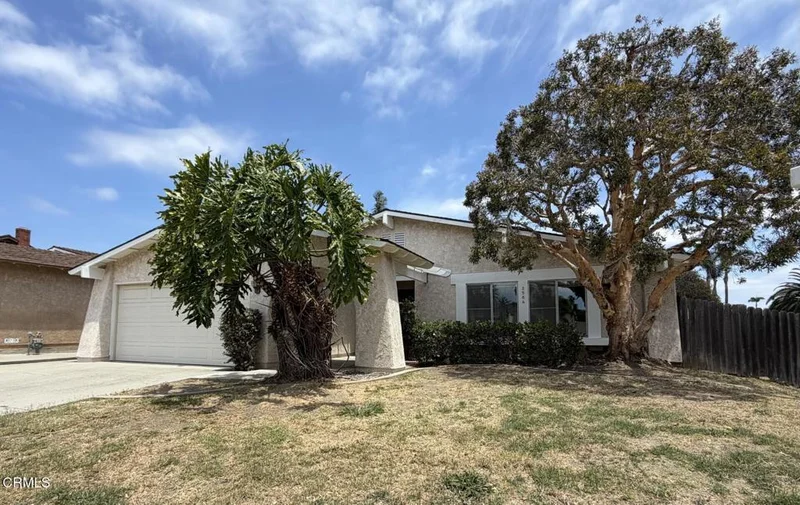 2586 Waxwing Avenue, Ventura, CA 93003