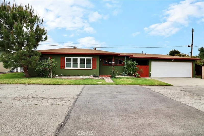 5426 Warman Lane