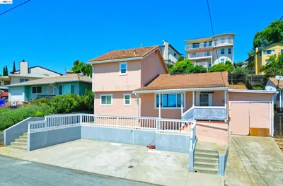 2082 Placer Drive