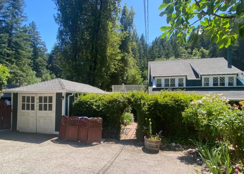 9625 Highway 9