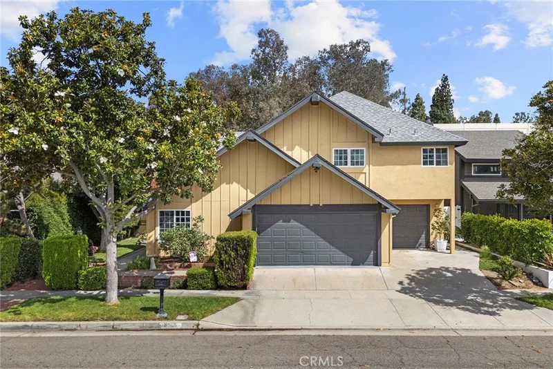 6263 E Northfield, Anaheim, CA 92807