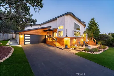 5282 Hillcrest