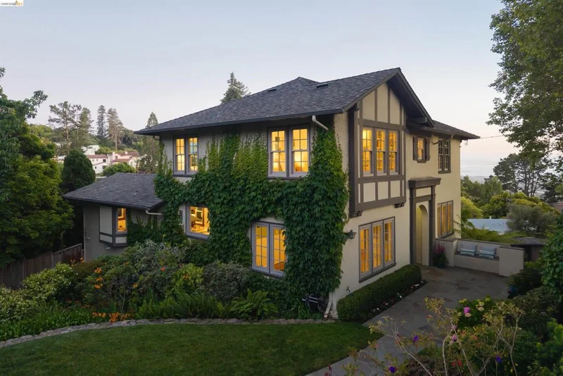 900 Euclid Ave, Berkeley, CA 94708