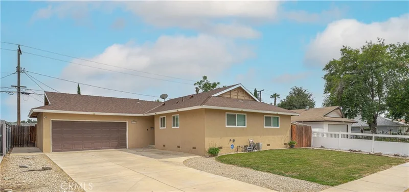 8614 Camelia, Riverside, CA 92504