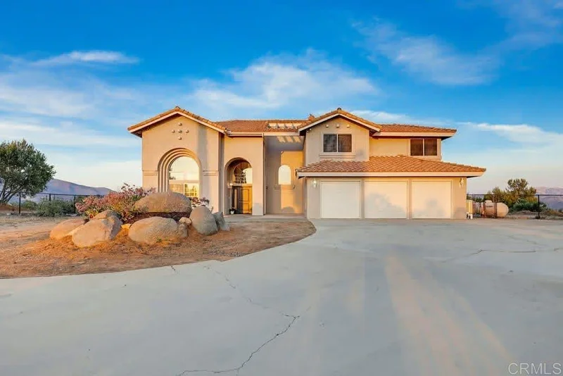 974 Bremen Way, Alpine, CA 91901