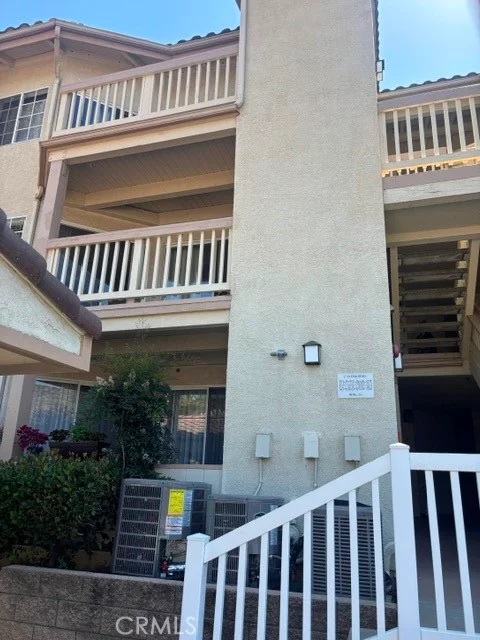 5744 Oak Bend 303 photo 2