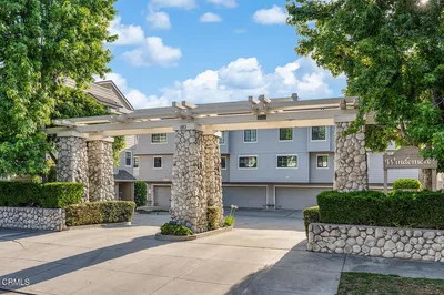 883 Magnolia Avenue 16