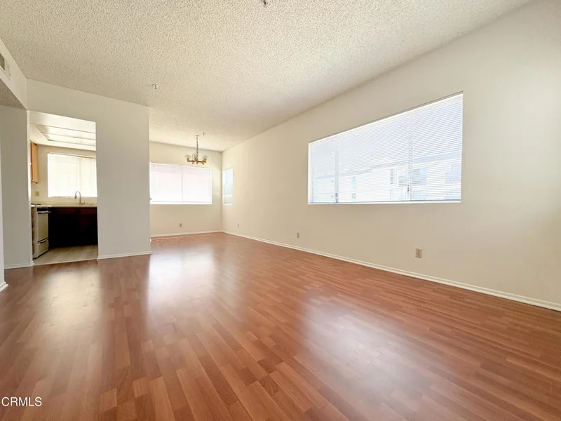 336 N Chapel Avenue E photo 2