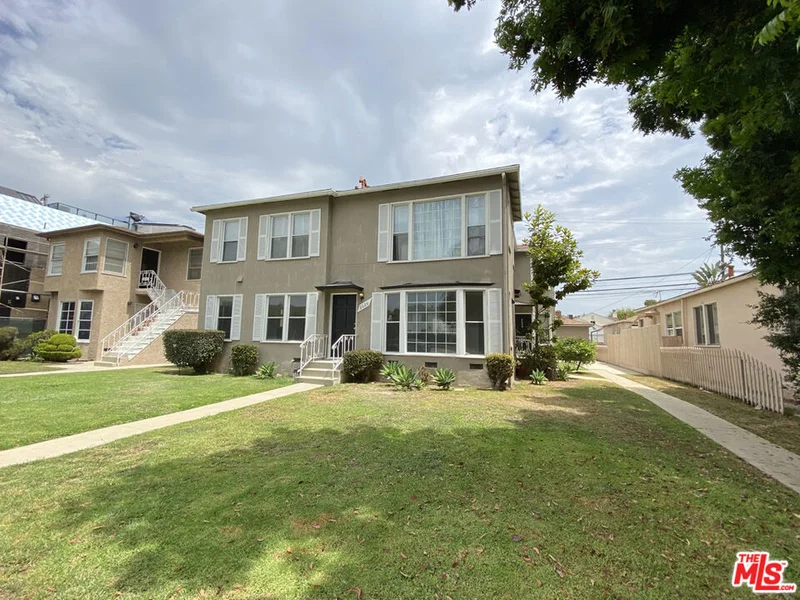 2620 S Barrington Avenue, Los Angeles, CA 90064