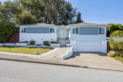 2852 Mariposa Drive