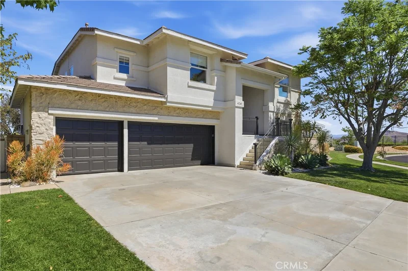 4241 Stonebriar, Corona, CA 92883