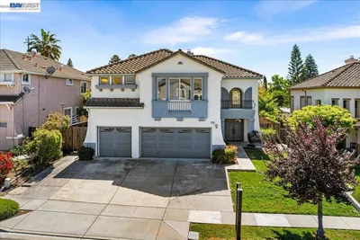 368 Riesling Ct