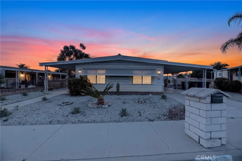 143 Palomar