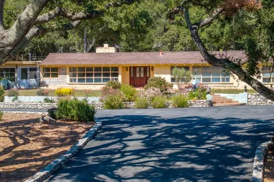 72 Los Laureles Grade