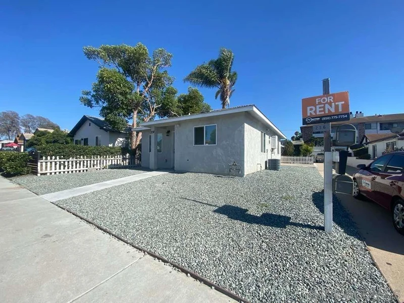 238 Alvarado St
