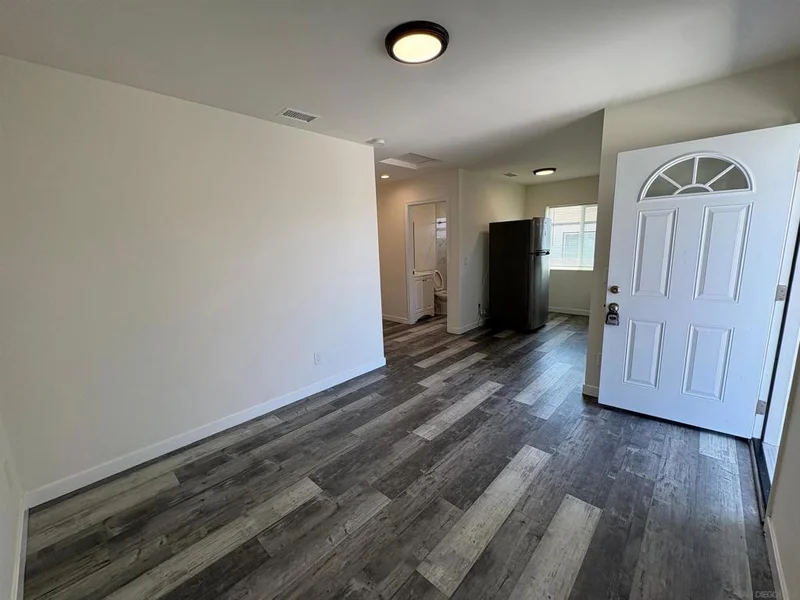 238 Alvarado St photo 2