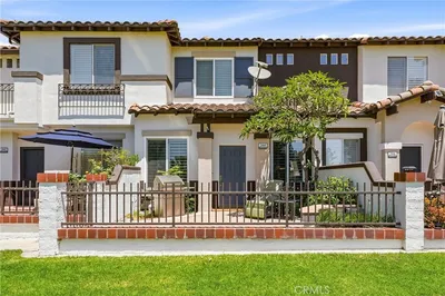 2444 Sunningdale