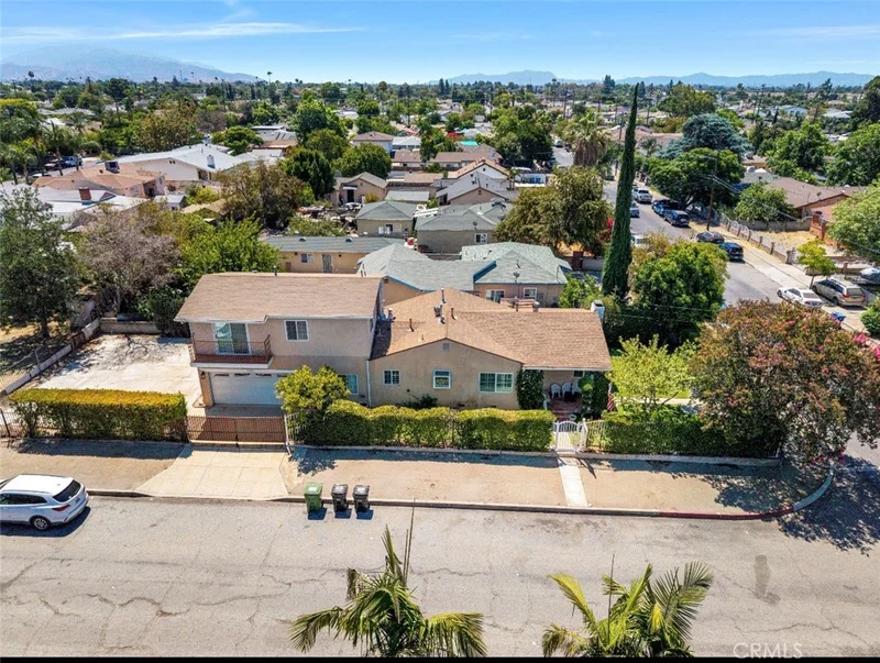 10322 Rincon Avenue photo 2