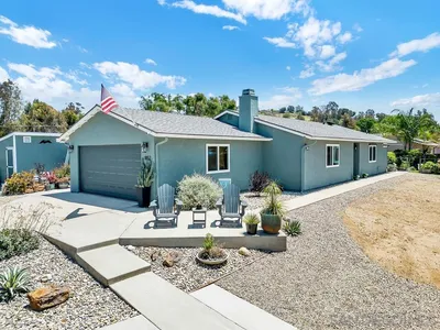 1852 EL CAJON LN.