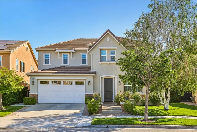 22462 Plantation Court, Saugus, CA 91350