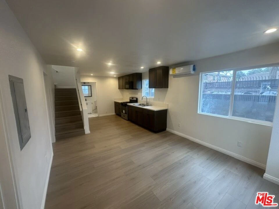 Interior 3