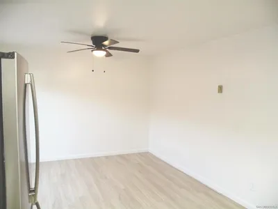 550 Park Way 04 photo 2