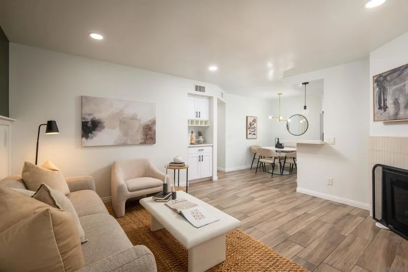 4642 Felton 6, San Diego, CA 92116