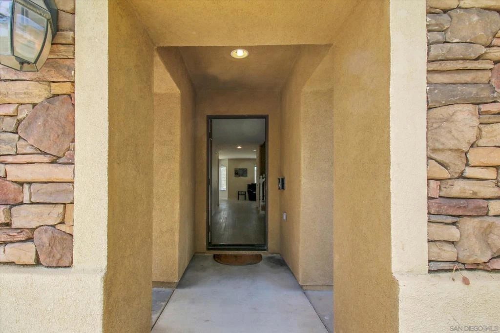 Interior 2