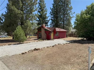 936 Pinon Lane photo 2