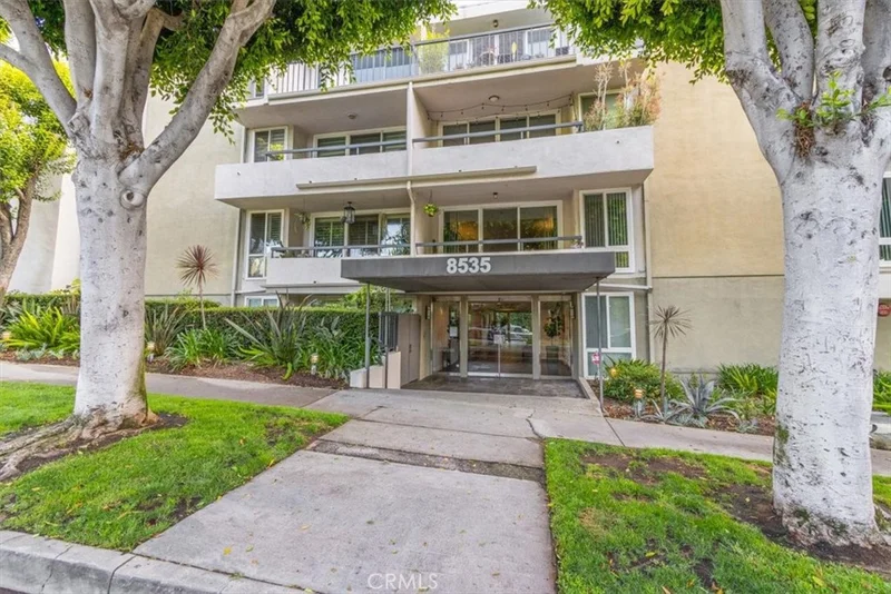 8535 W West Knoll 209, West Hollywood, CA 90069