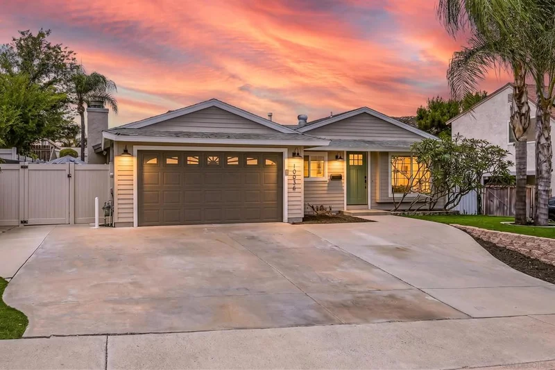 10036 White Pine Ln, Santee, CA 92071