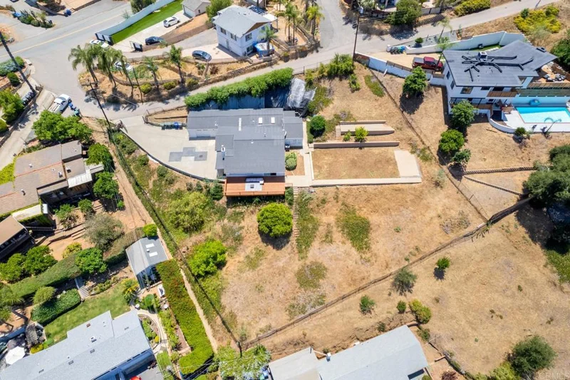 1166 Merritt Drive, El Cajon, CA 92020