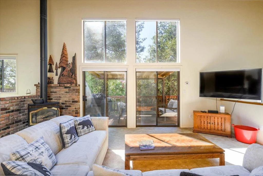 Interior 2